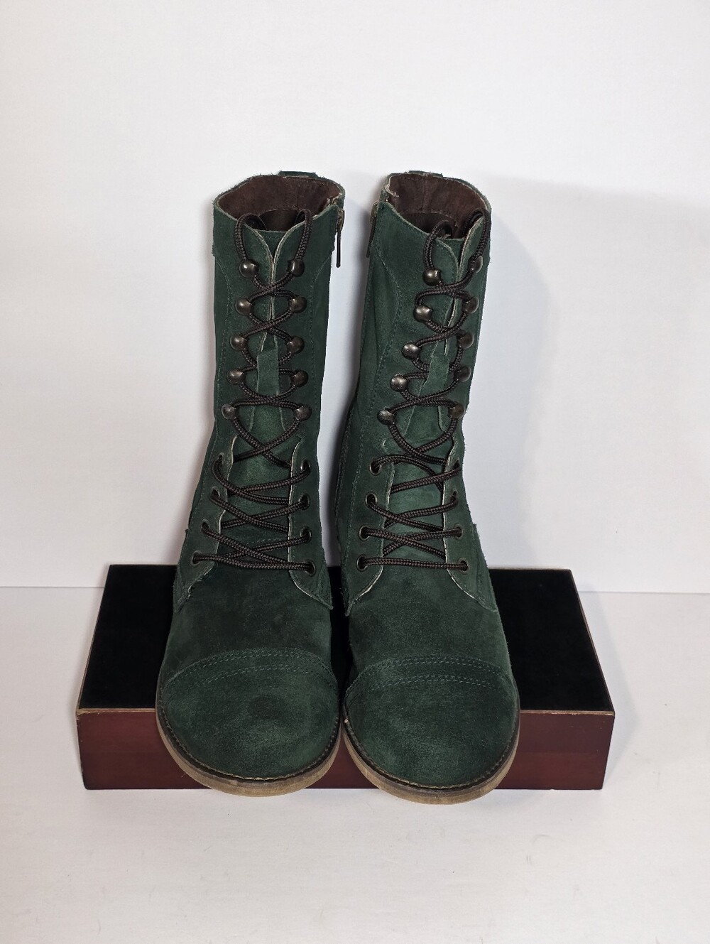 Skechers Womens 9 Green Suede Lace Up Side Zip Tall Combat Boots Cap Toe 48360 - Picture 7 of 15